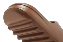 Load image into Gallery viewer, adidas Yeezy Slide Flax (2022/2024)