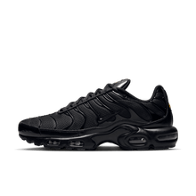 Load image into Gallery viewer, Men's Nike Air Max Plus "Triple Black"