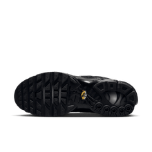 Load image into Gallery viewer, Men's Nike Air Max Plus "Triple Black"