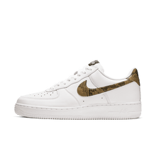 Load image into Gallery viewer, Men's Nike Air Force 1 Low Retro Premium QS "Ivory Snake"