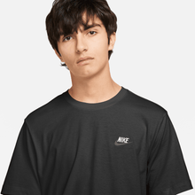 Load image into Gallery viewer, Men's Nike Sportswear Club T-Shirt