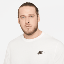 Load image into Gallery viewer, Men's Nike Sportswear Club T-Shirt