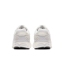 Load image into Gallery viewer, Men's Nike Zoom Vomero 5 "Vast Grey"