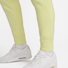 Load image into Gallery viewer, Men's Nike Sportswear Club Fleece Joggers