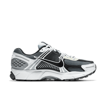 Load image into Gallery viewer, Men's Nike Zoom Vomero 5 SE SP "Dark Grey"