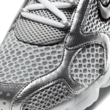 Load image into Gallery viewer, Men's Nike Air Zoom Spiridon Cage 2 "Metallic Silver"