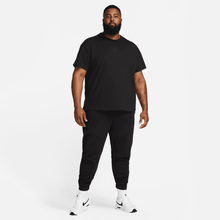 Load image into Gallery viewer, Men's Nike Sportswear Premium Essentials T-Shirts