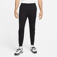 Load image into Gallery viewer, Men's Nike Sportswear Tech Fleece Lightweight Slim-Fit Jogger Sweatpants
