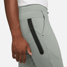 Load image into Gallery viewer, Men's Nike Sportswear Tech Fleece Lightweight Slim-Fit Jogger Sweatpants