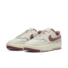 Load image into Gallery viewer, Women's Nike Gamma Force "Smokey Mauve"