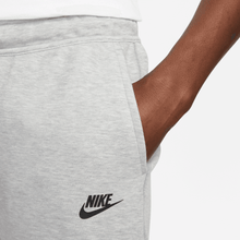 Load image into Gallery viewer, Men's Nike Sportswear Tech Fleece Joggers