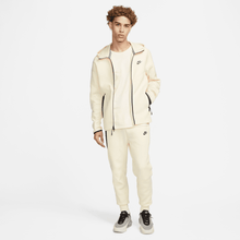 Load image into Gallery viewer, Men's Nike Sportswear Tech Fleece Joggers
