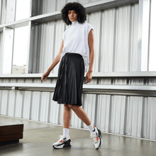 Load image into Gallery viewer, Women's Nike Air Max 90 LV8 “Infrared”