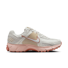 Load image into Gallery viewer, Women's Nike Zoom Vomero 5 "Particle Beige Terra Blush"