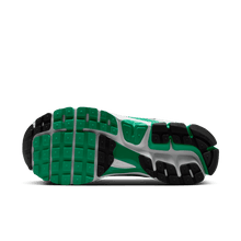Load image into Gallery viewer, Women's Nike Zoom Vomero 5 "White Stadium Green"