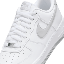 Load image into Gallery viewer, Men's Nike Air Force 1 '07 "Light Smoke Grey"