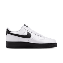 Load image into Gallery viewer, Men's Nike Air Force 1 '07 "White Black"