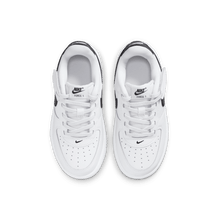 Load image into Gallery viewer, Little Kids' Nike Force 1 Low EasyOn "White Black"