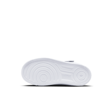 Load image into Gallery viewer, Little Kids' Nike Force 1 Low EasyOn "White Black"