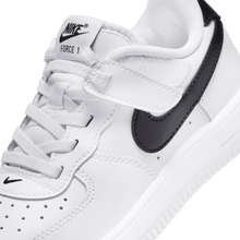 Load image into Gallery viewer, Little Kids' Nike Force 1 Low EasyOn "White Black"