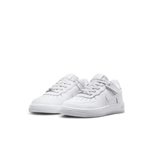 Load image into Gallery viewer, Little Kids' Nike Force 1 Low EasyOn "Triple White"