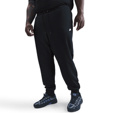 Load image into Gallery viewer, Men's Nike Club Joggers