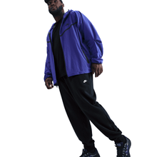 Load image into Gallery viewer, Men's Nike Club Joggers