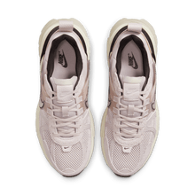 Load image into Gallery viewer, Women's Nike V2K Run "Platinum Violet"
