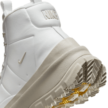 Load image into Gallery viewer, Women's Nike Blazer Roam Mid Winterized "Summit White Phantom"