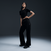 Load image into Gallery viewer, Women's Nike Windrunner High-Waisted Woven Open-Hem Pants