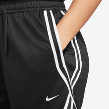 Load image into Gallery viewer, Women's Nike Crossover Dri-FIT 5" Basketball Shorts