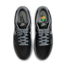 Load image into Gallery viewer, Men's Nike Dunk Low Retro QS "Berlin"