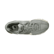 Load image into Gallery viewer, Men's Nike Zoom Vomero 5 "Dark Stucco"