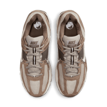 Load image into Gallery viewer, Men's Nike Zoom Vomero 5 "Mink Brown"