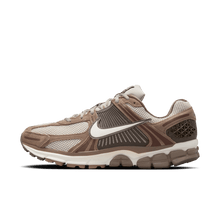 Load image into Gallery viewer, Men's Nike Zoom Vomero 5 "Mink Brown"