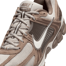 Load image into Gallery viewer, Men's Nike Zoom Vomero 5 "Mink Brown"