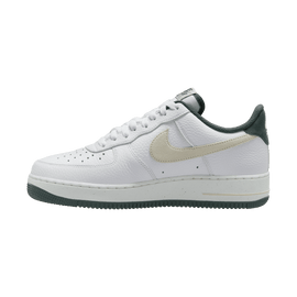 Men's Nike Air Force 1 '07 LV8 