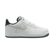 Load image into Gallery viewer, Men's Nike Air Force 1 '07 LV8 "Vintage Green"