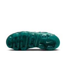 Load image into Gallery viewer, Women's Nike Air VaporMax Plus "Bicoastal Emerald Green"