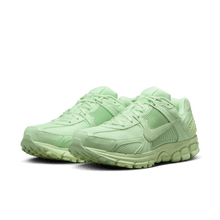 Load image into Gallery viewer, Men's Nike Zoom Vomero 5 "Vapor Green"