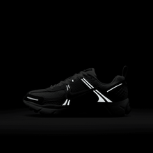 Load image into Gallery viewer, Big Kids' Nike Vomero 5 "Pure Platinum Metallic Silver"