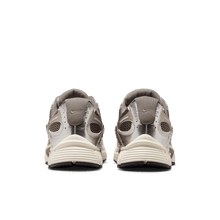 Load image into Gallery viewer, Men's Nike V5 RNR "Cave Stone"