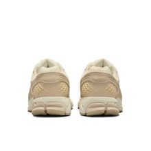 Load image into Gallery viewer, Women's Nike Zoom Vomero 5 "Beach"