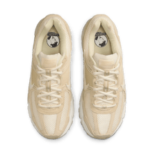 Load image into Gallery viewer, Women's Nike Zoom Vomero 5 "Beach"