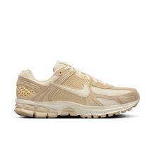 Load image into Gallery viewer, Women's Nike Zoom Vomero 5 "Beach"