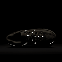 Load image into Gallery viewer, Women's Nike Zoom Vomero 5 "Beach"