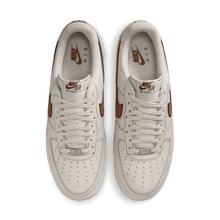 Load image into Gallery viewer, Men's Nike Air Force 1 '07 LV8 "Ivory Saddle Brown"