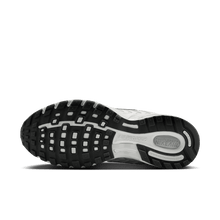 Load image into Gallery viewer, Women's Nike Air Pegasus 2005 "Summit White"
