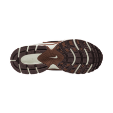 Load image into Gallery viewer, Women's Nike V5 RNR "Sail Fauna Brown"