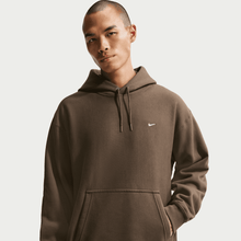 Load image into Gallery viewer, Men's Nike Solo Swoosh Pullover Hoodie